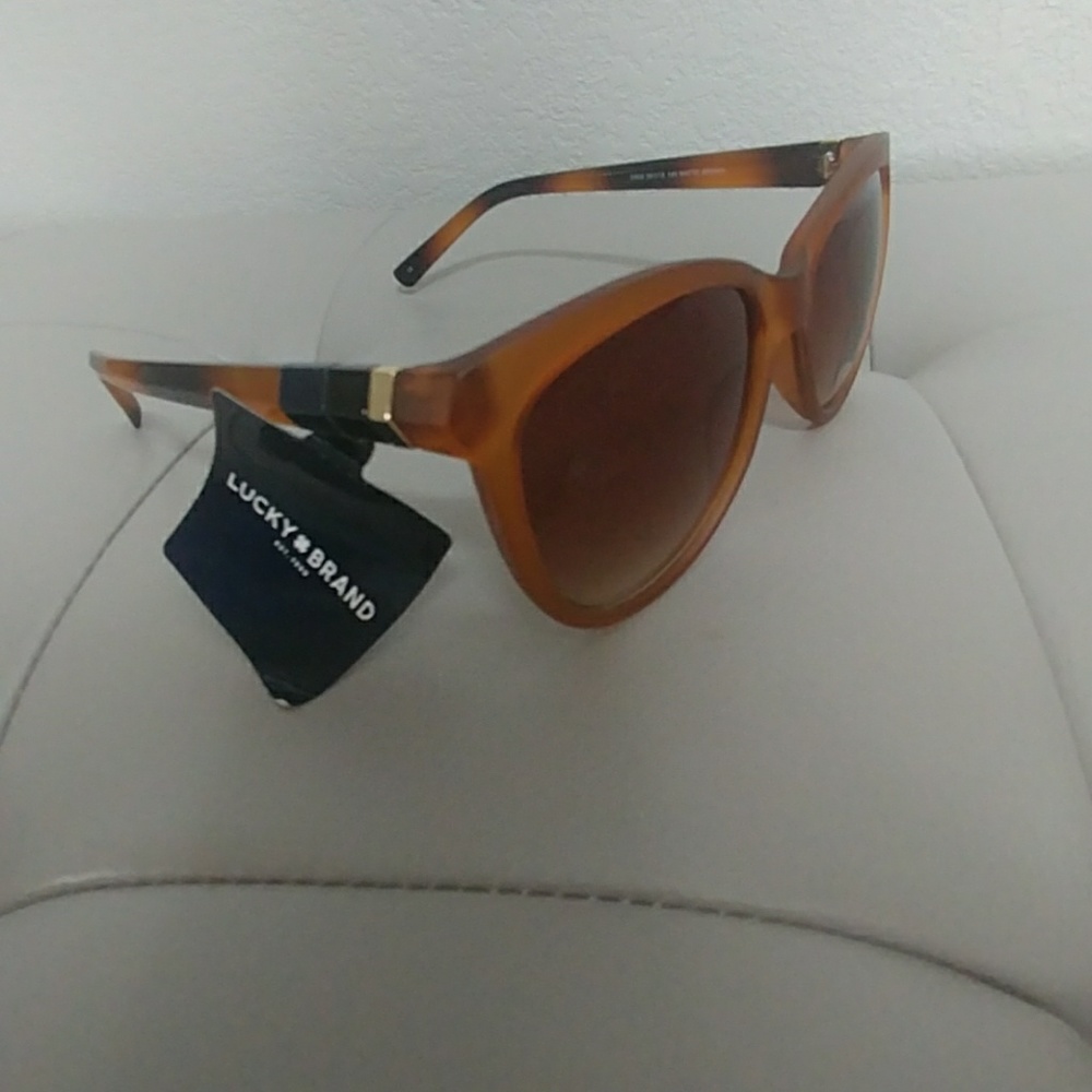 NWT sunglasses